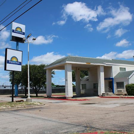 Days Inn By Wyndham Waco University Area Exteriör bild