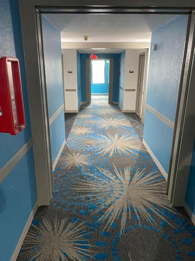 Days Inn By Wyndham Waco University Area Exteriör bild