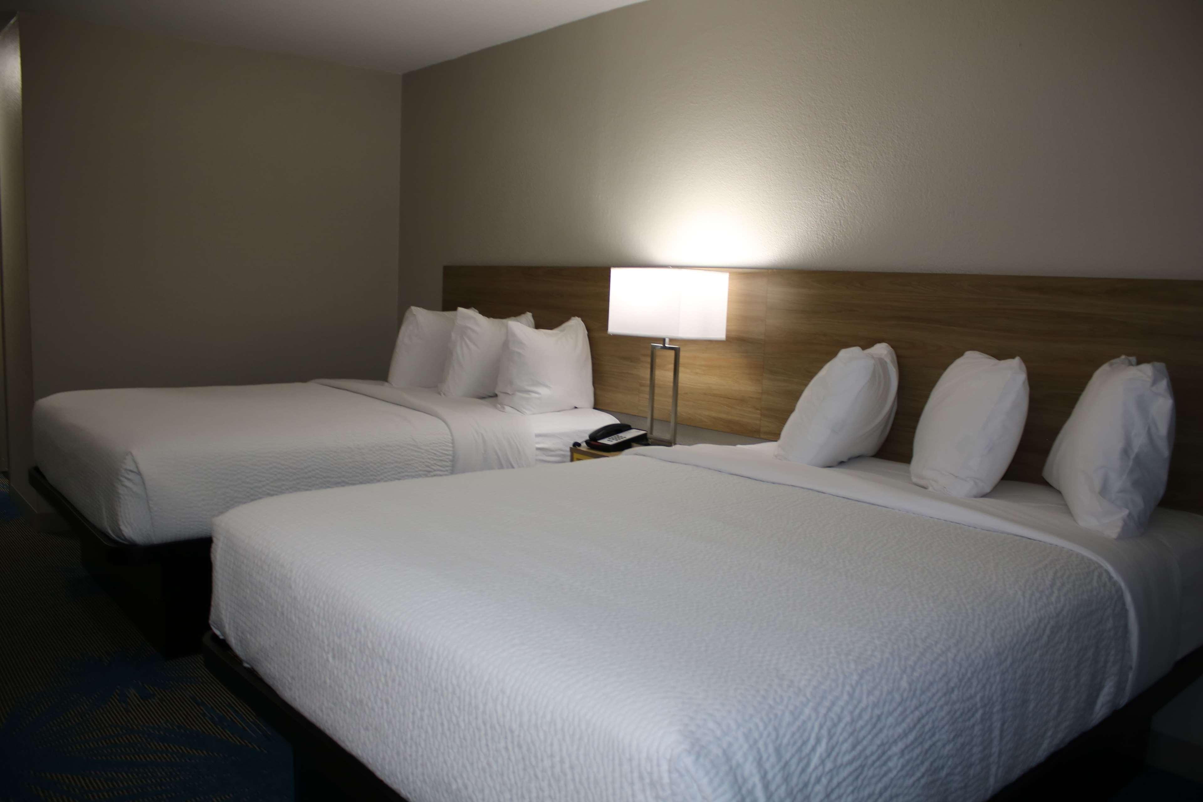 Days Inn By Wyndham Waco University Area Exteriör bild